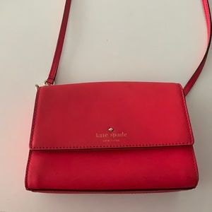 Hot pink Kate spade crossbody bag